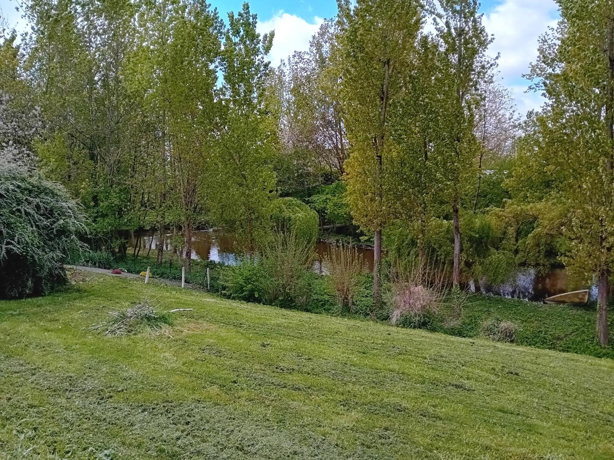 Maison Au Coeur De La Nature Cerisy-la-Foret ภายนอก รูปภาพ